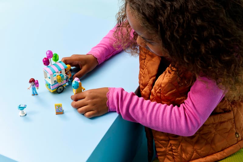 LEGO Friends | 42692 Ice Cream and Balloon Stand
