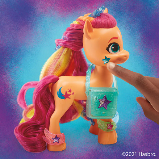 My Little Pony: A New Generation Rainbow Reveal - Sunny Starscout 6' Pony Toy