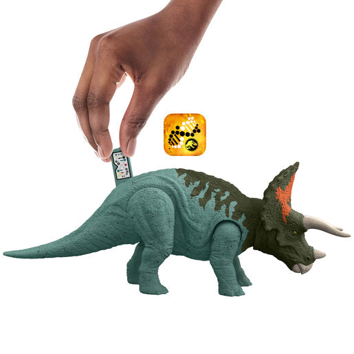 Jurassic World Roar Strikers - Triceratops Dinosaur Figure
