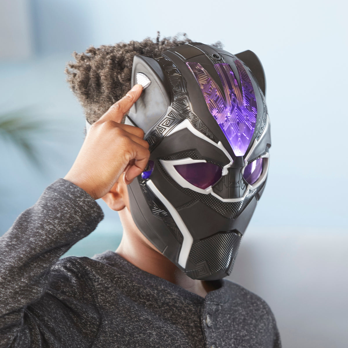Marvel Black Panther Legacy Collection Vibranium Power FX Mask