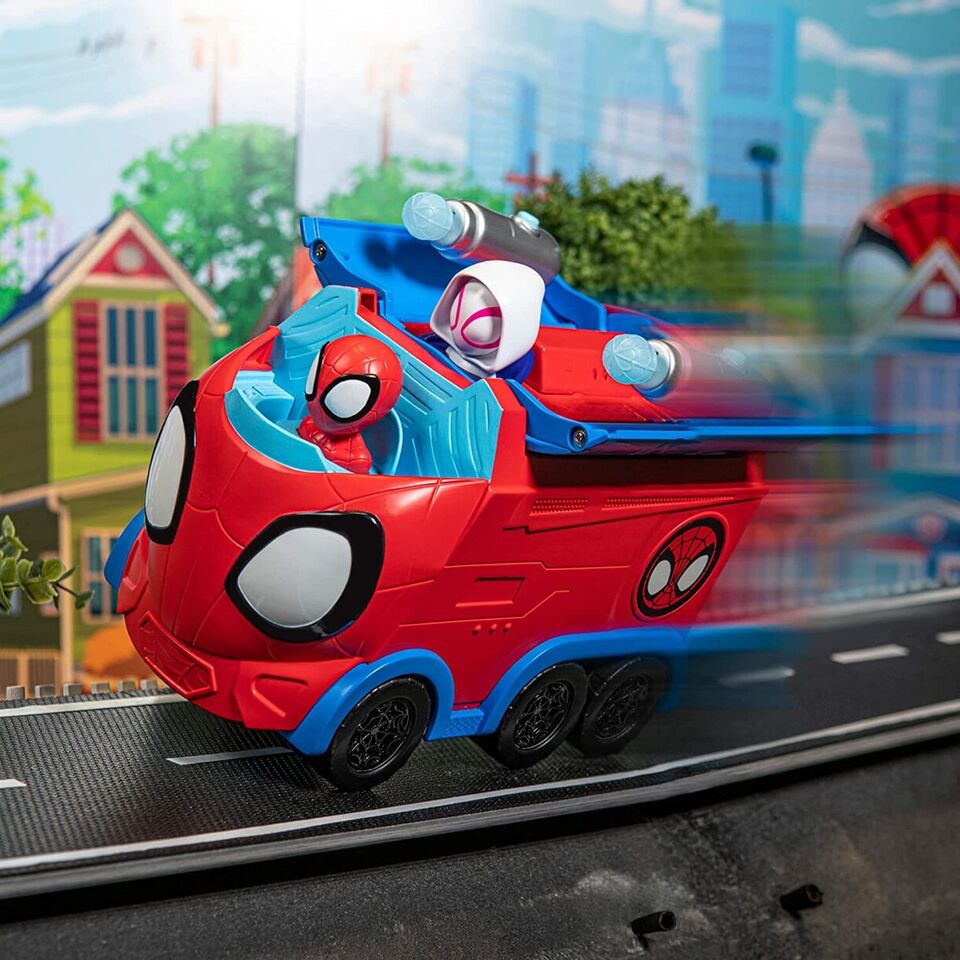 Spidey Deluxe Web Spinning Hauler (Styles Vary)
