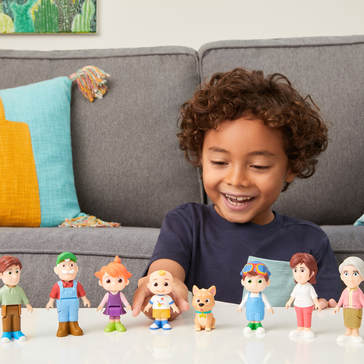 CoComelon Deluxe Family 8 Figure Set
