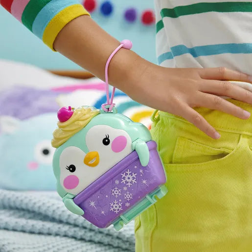 Polly Pocket Snow Sweet Penguin Compact Playset
