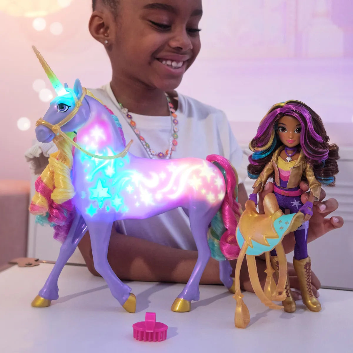 Unicorn Academy Rainbow Light-Up Wildstar Unicorn Figure