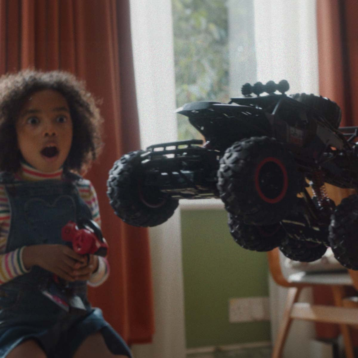 Cliff Crawler 6 Wheeled Off-Road Remote Control Car 1:10 (Styles Vary)