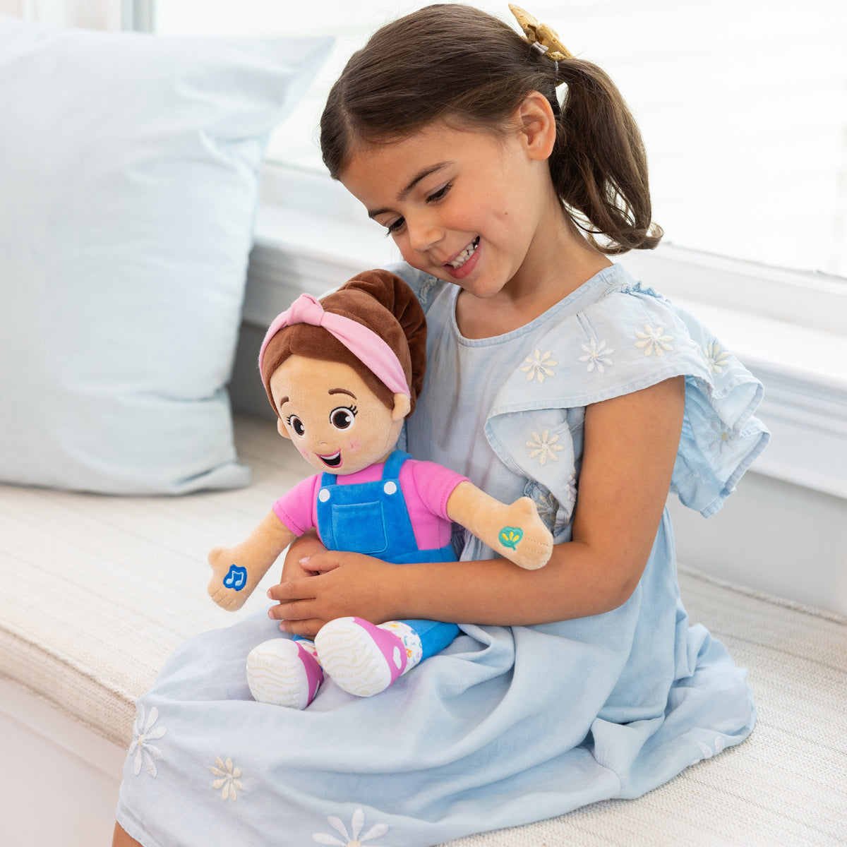 Ms. Rachel Speak and Sing Interactive Soft Doll