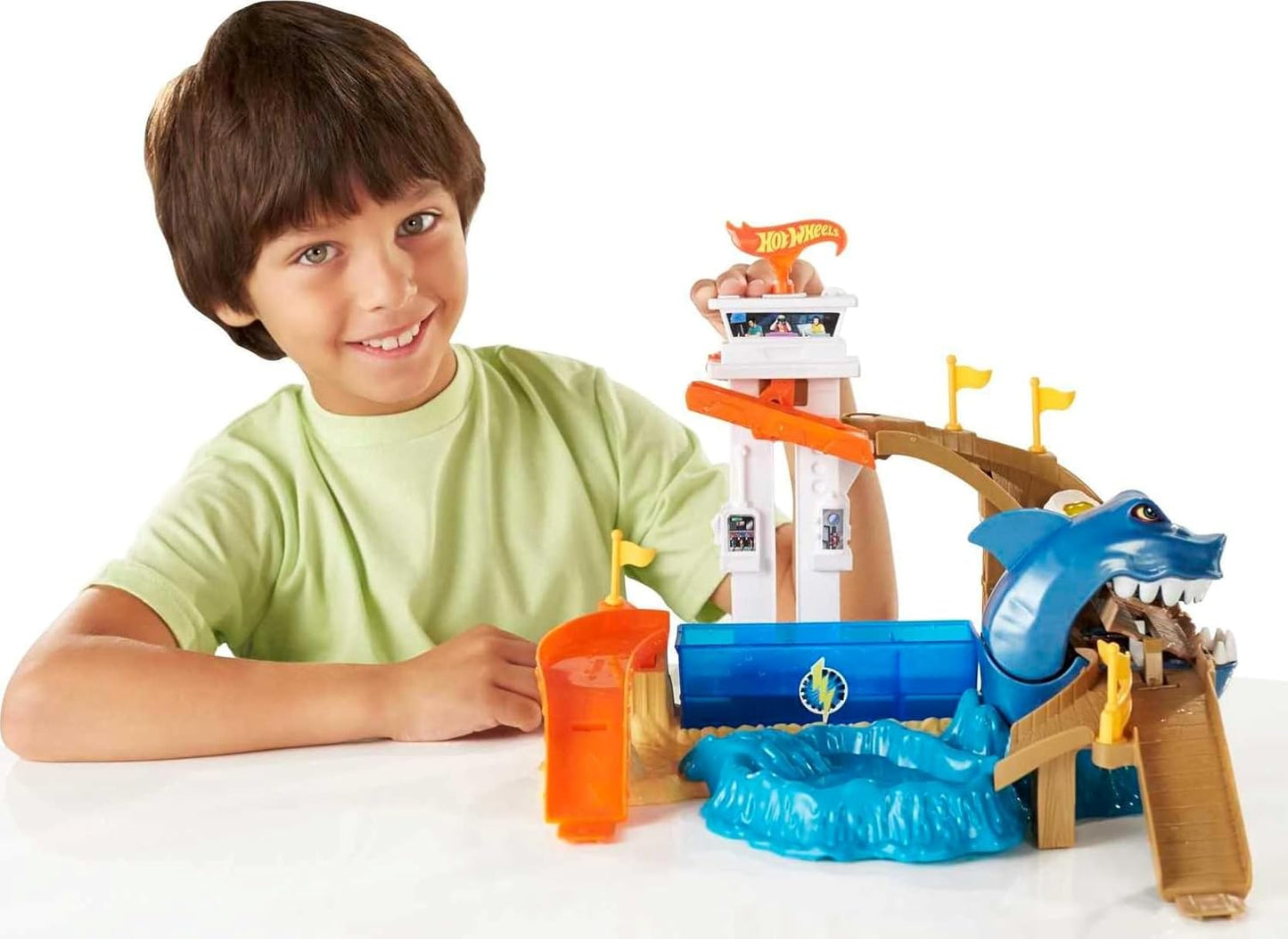 Hot Wheels Color Shifters Shark Port Showdown Track Set