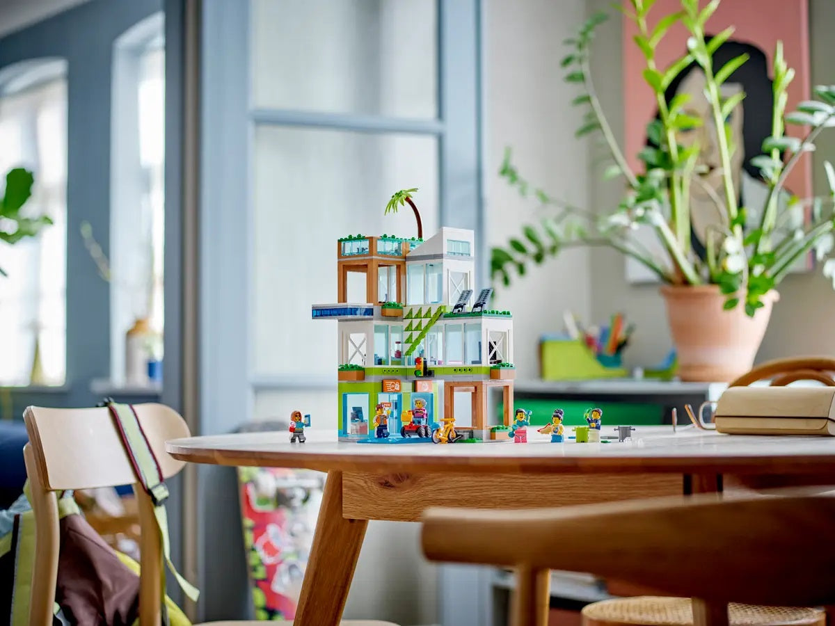 Lego City Apartment Building 60365