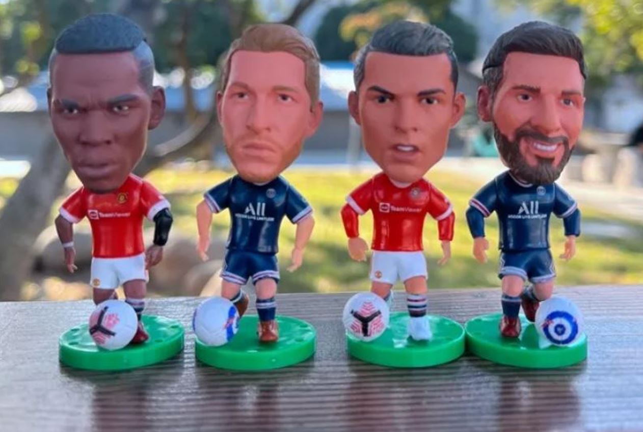 6.5CM Football Stars Figure (Styles Vary)