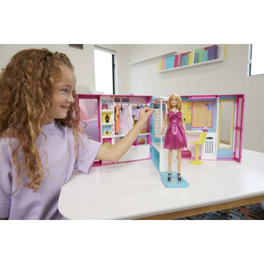 Barbie Dream Closet GBK10
