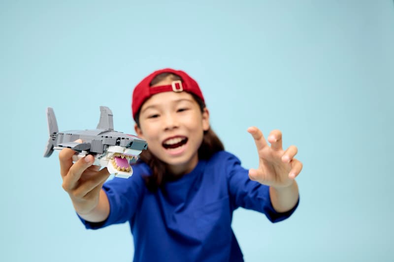 LEGO Creator | 31381 Fierce Shark with a Treasure Chest