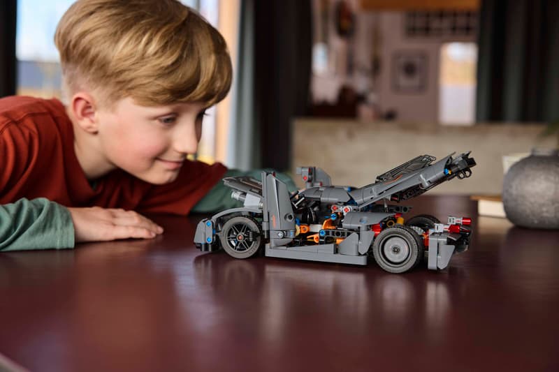 LEGO Technic | 42173 Koenigsegg Jesko Absolut Gray Hypercar