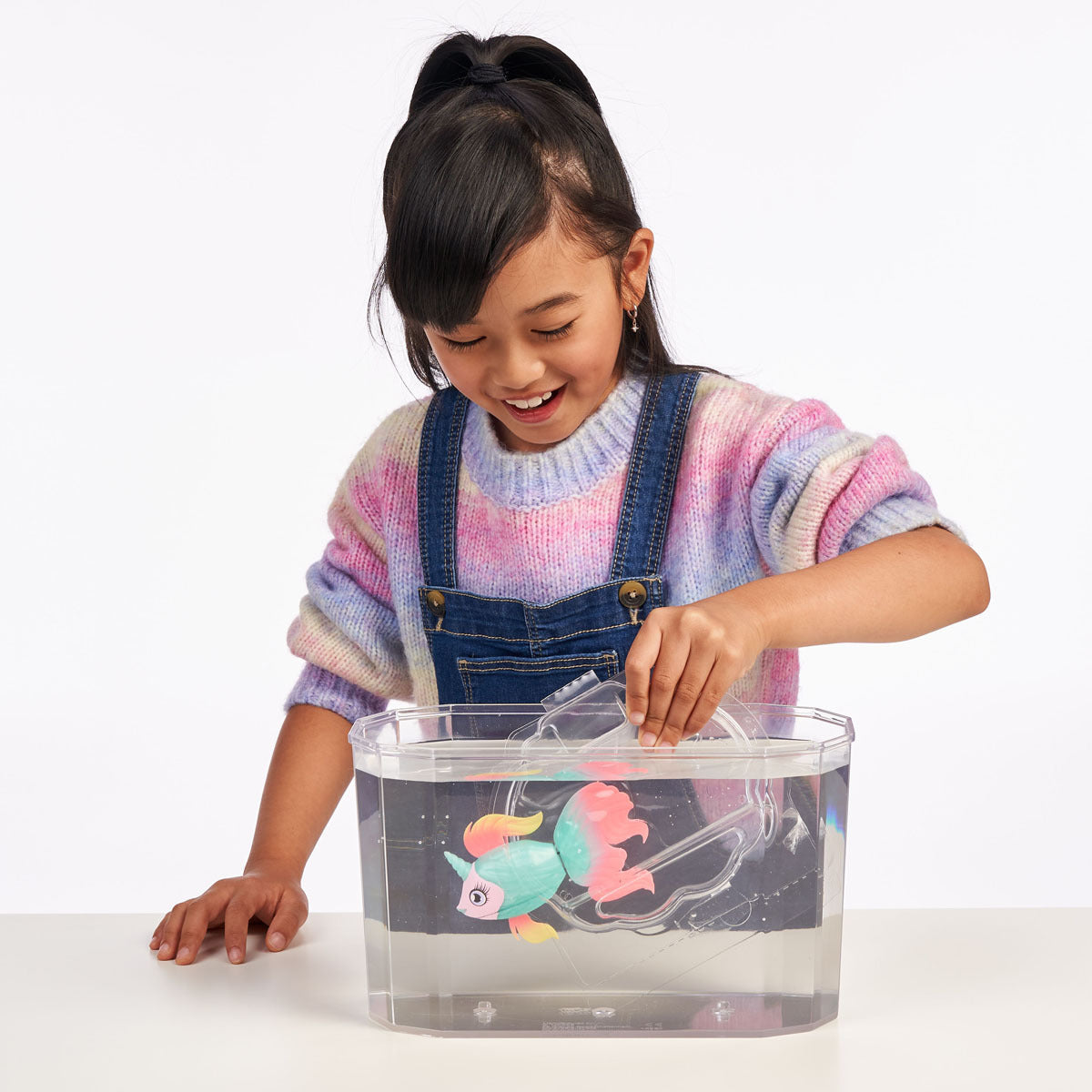Little Live Pets Lil' Dippers Fish and Tank - Fantasea