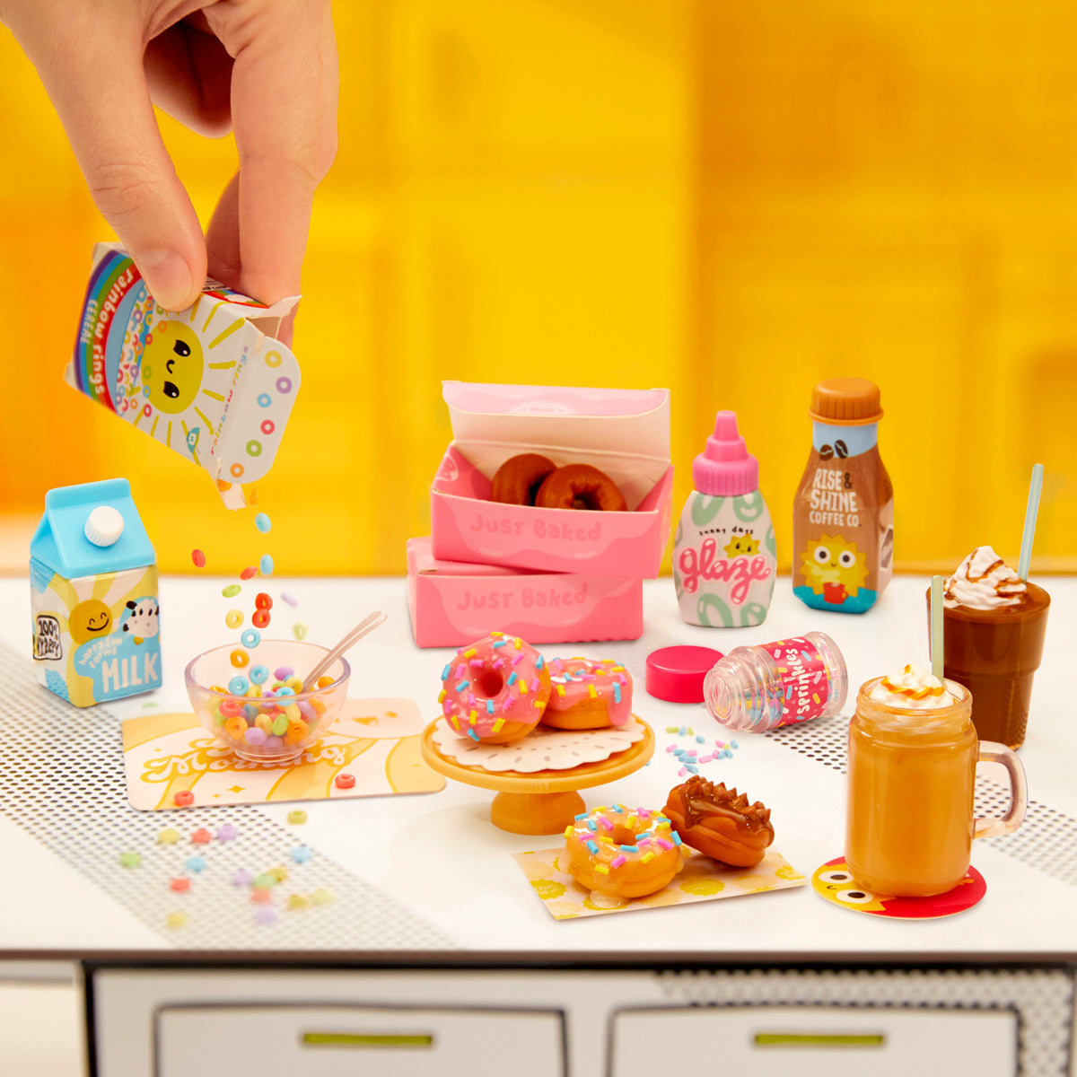 Miniverse Make It Mini Food Cafe Collection (Styles Vary)