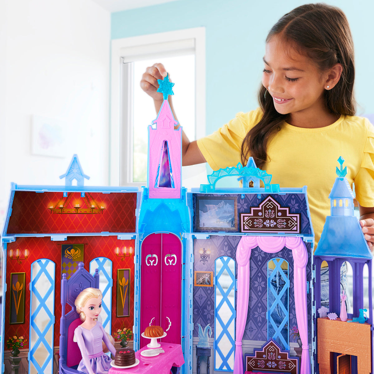 Disney Frozen Elsa's Arendelle Castle Playset The Entertainer Pakistan