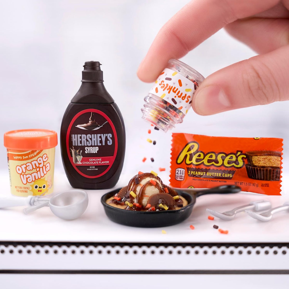 Mini Calectabals Miniverse Make It Mini Food Hershey Multipack Mini Collectibles – The ...