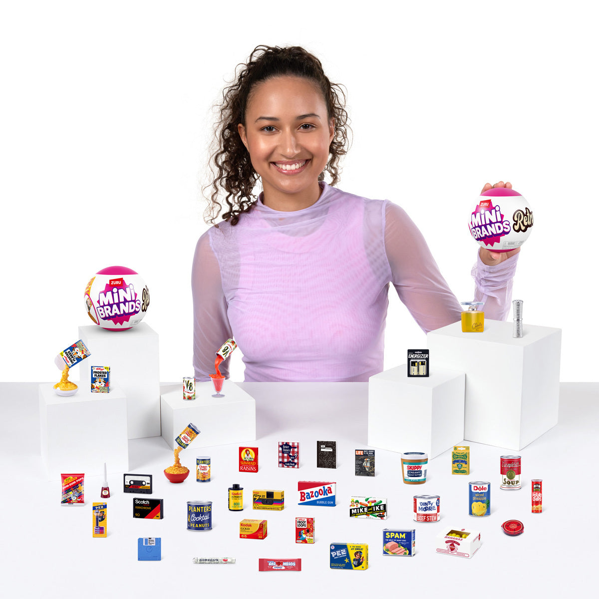 Mini Brands Retro Capsule 4 Pack by ZURU (Styles Vary)