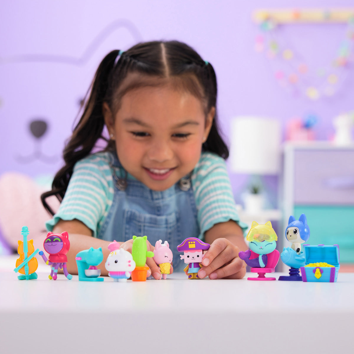 Gabby's Dollhouse Celebration Figure (Styles Vary)