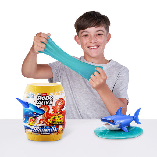 Robo Alive Deep Sea Monster Surprise Electronic Pet by ZURU (Styles Vary)