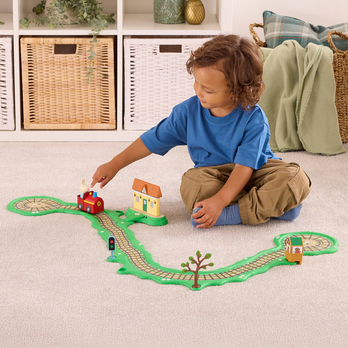 Peppa Pig Clickety Clack Train Track Playset Whizz Around – The ...