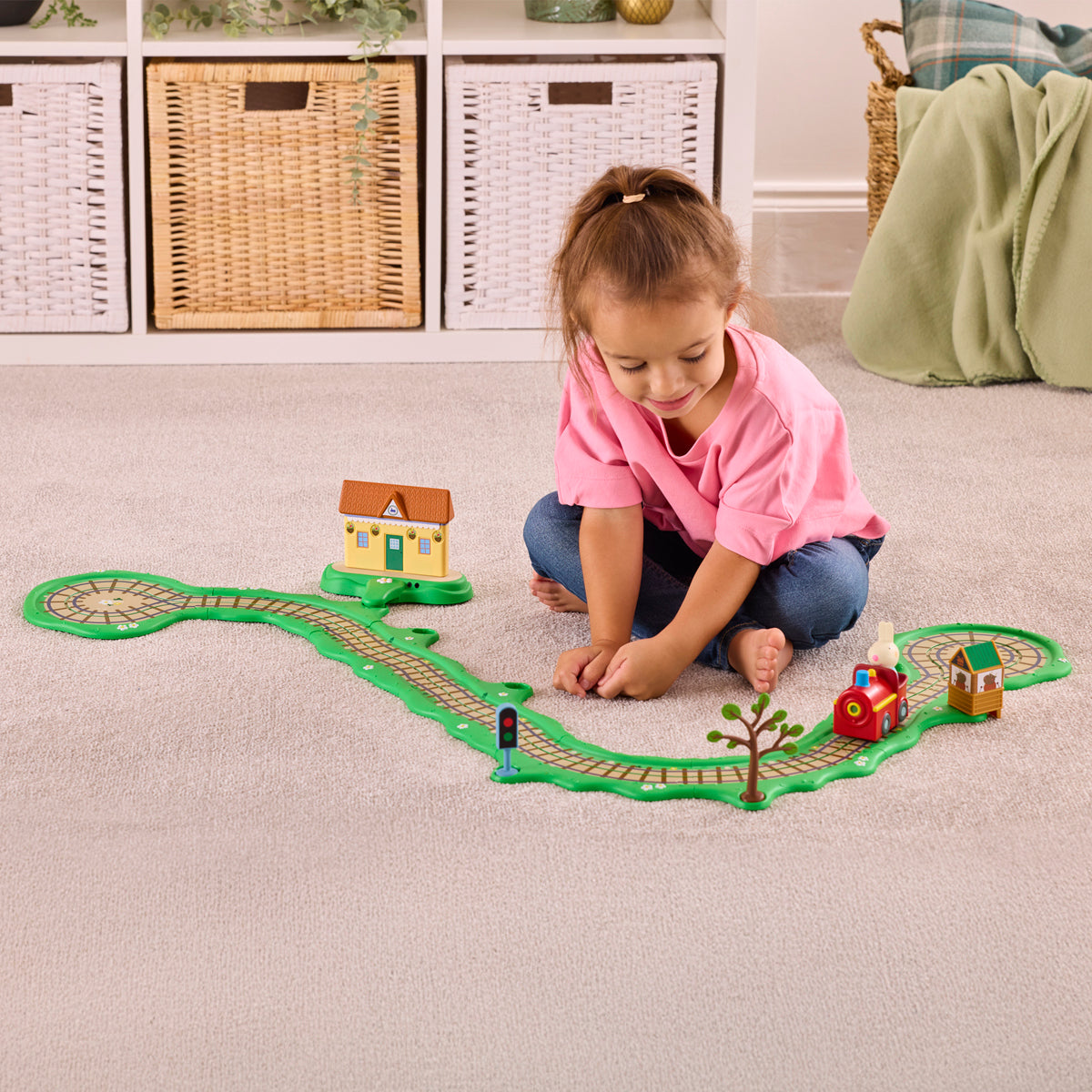 Peppa Pig Clickety Clack Train Track Playset Whizz Around