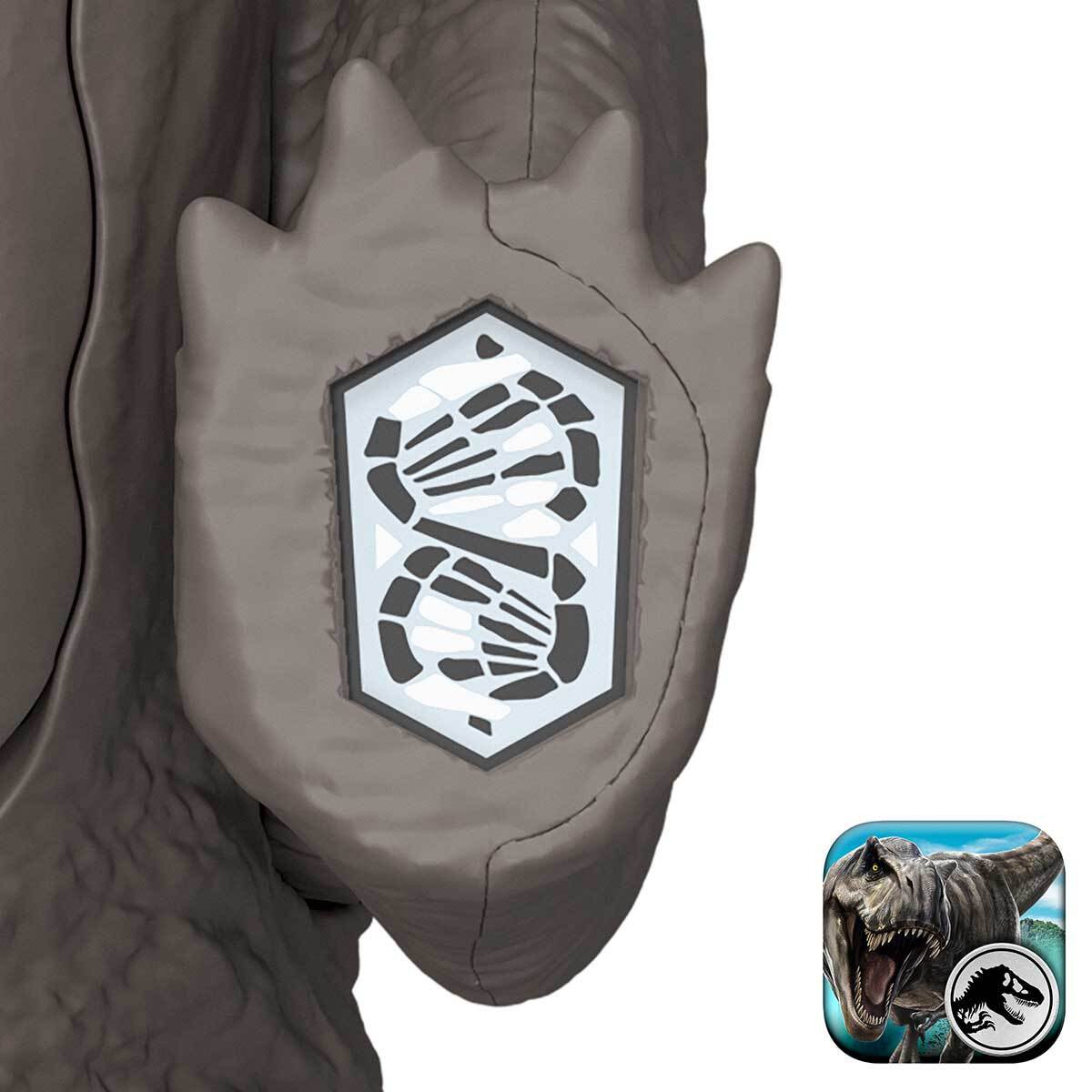 Jurassic World Wild Roar Nasutoceratops Dinosaur Rebirth