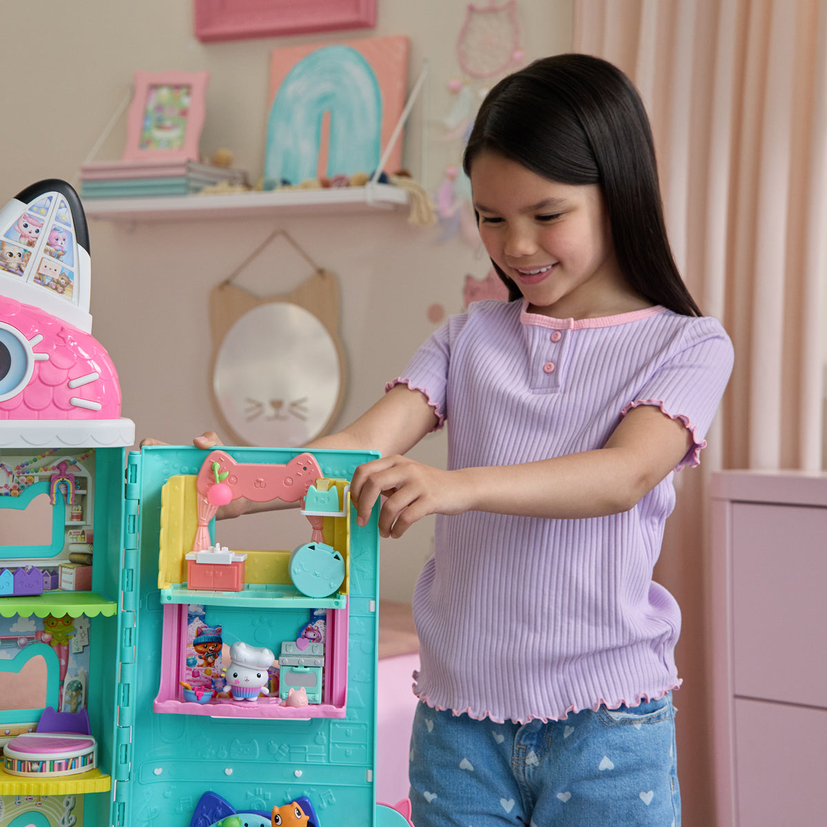Gabby's Dollhouse Cakey's Sprinkle Cake-tastic Kitchen Playset The Movie