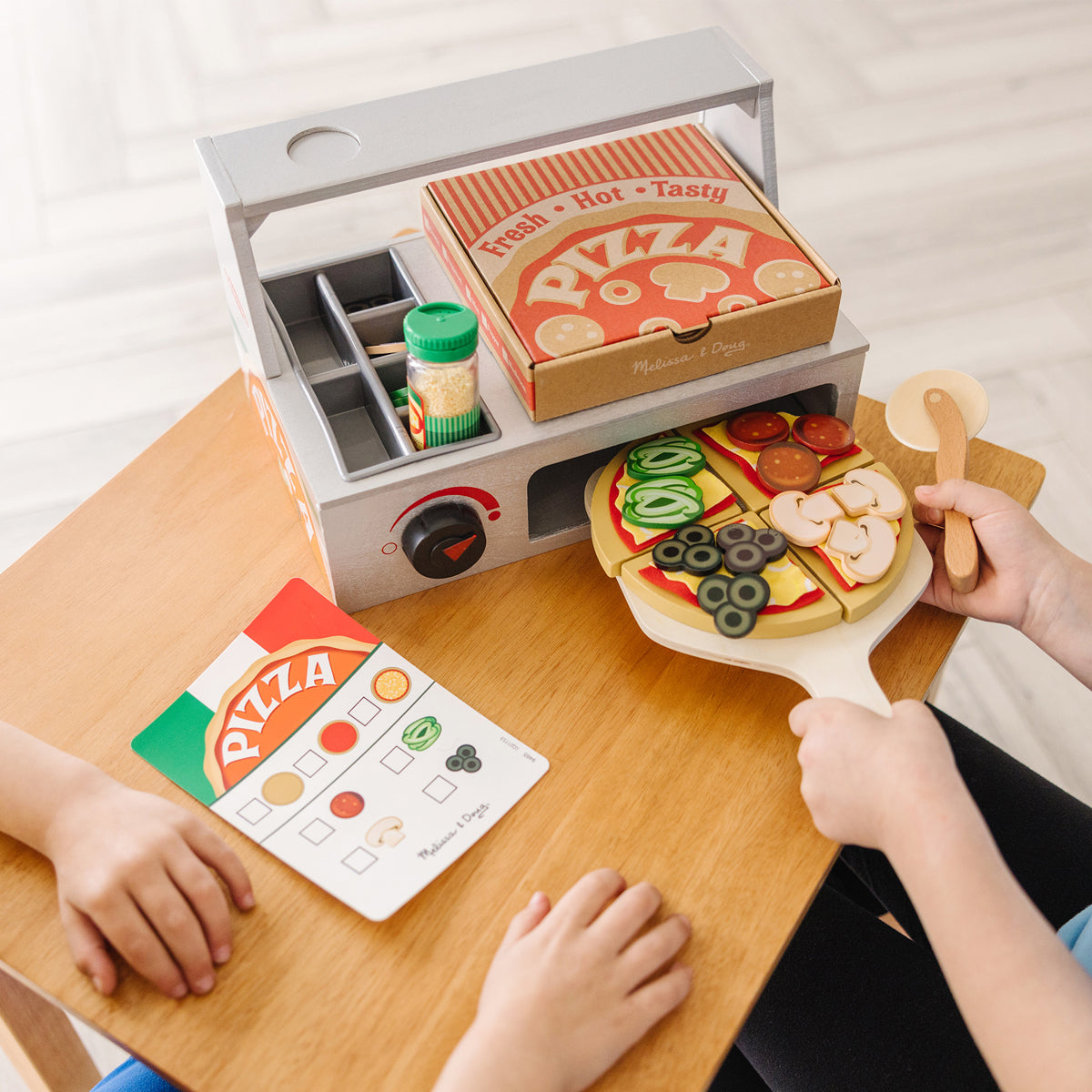 Melissa & Doug Pizza Counter Wooden Roleplay Set