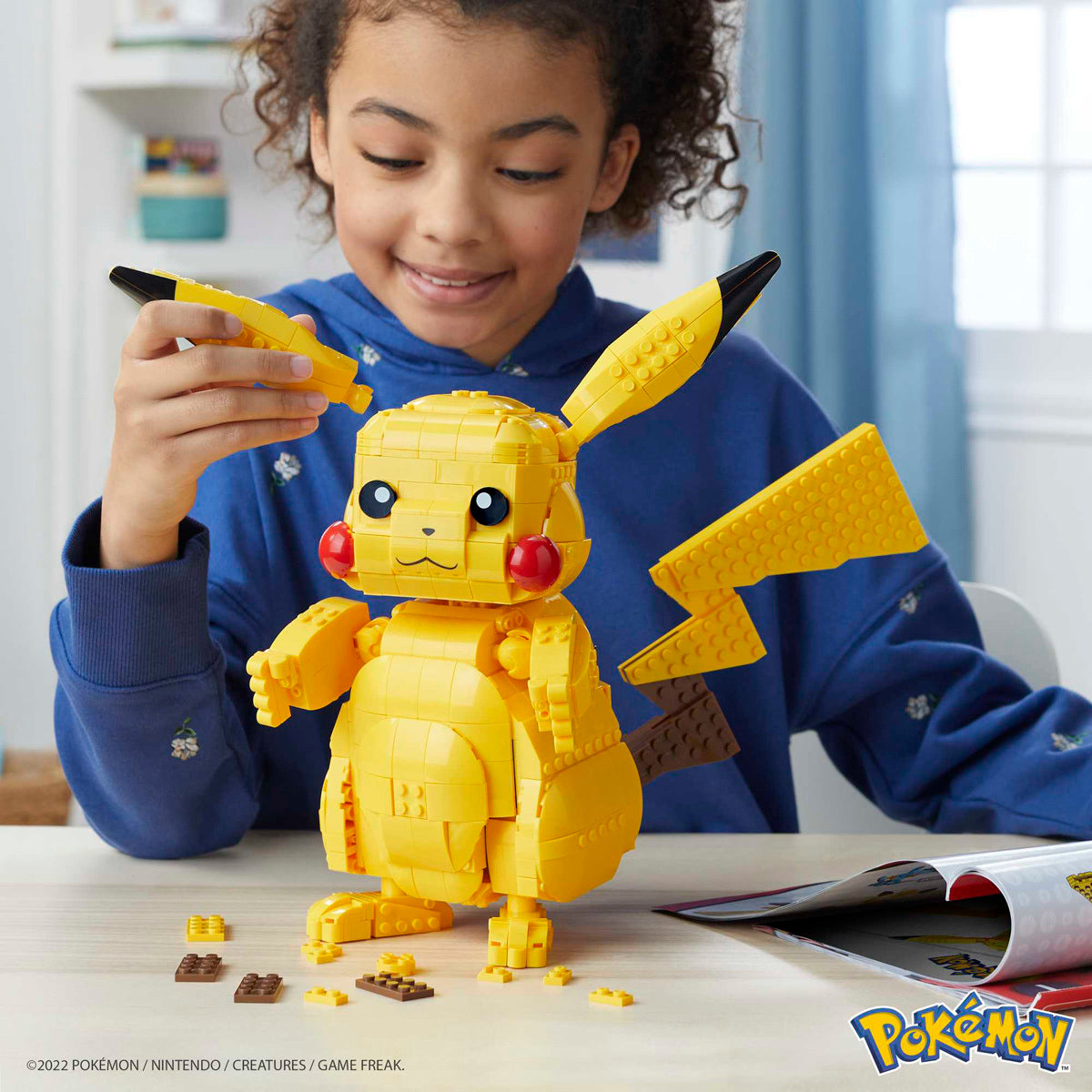 Pokemon Mega Jumbo Pikachu Construction Set