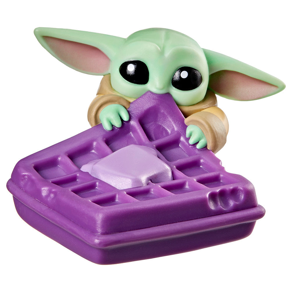 Star Wars Grogu Collectibles Mystery Pack (Styles Vary - One Supplied)