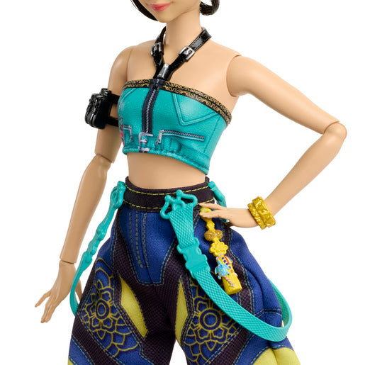KPop Demon Hunters Zoey Huntrix Doll How It's Done