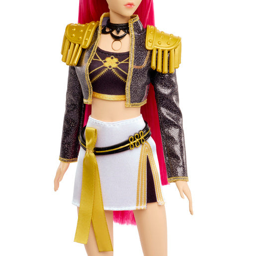 KPop Demon Hunters Mira Huntrix Singing Doll Golden