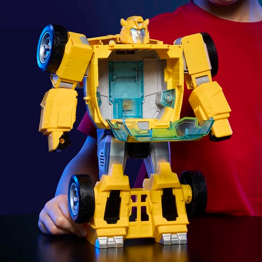 Transfomers Cyberworld Bumblebee Power Spark 28cm Action Figure