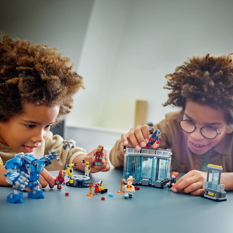 LEGO Marvel | 76315 Iron Man's Laboratory: Hall of Armor