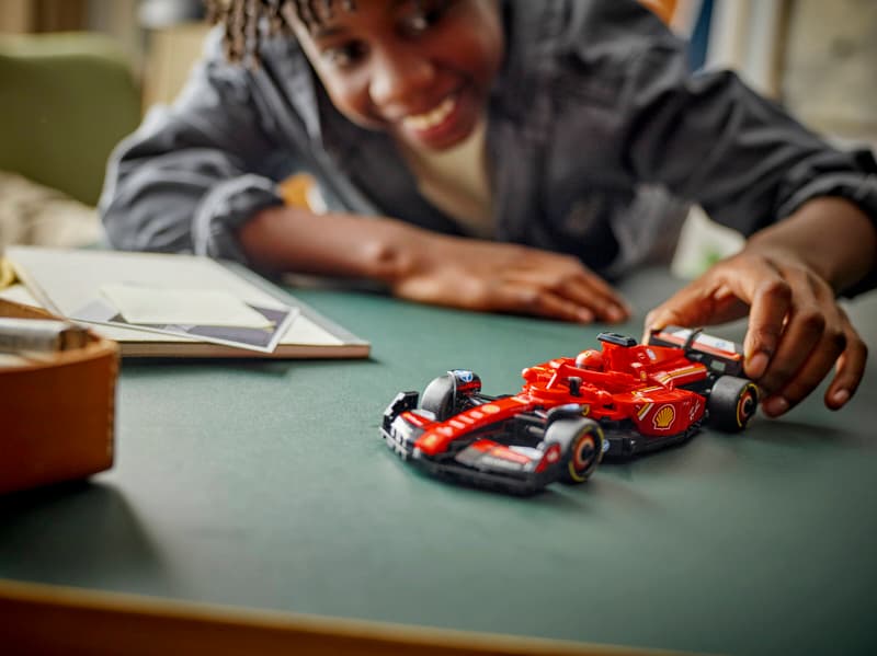 LEGO Speed Champions | 77242 Ferrari SF-24 F1¨ Race Car