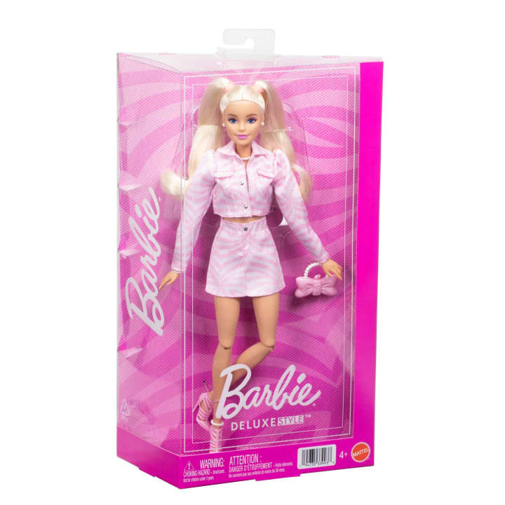 Barbie Deluxe Style Doll #9 Ð Pink Denim Jacket & Skirt