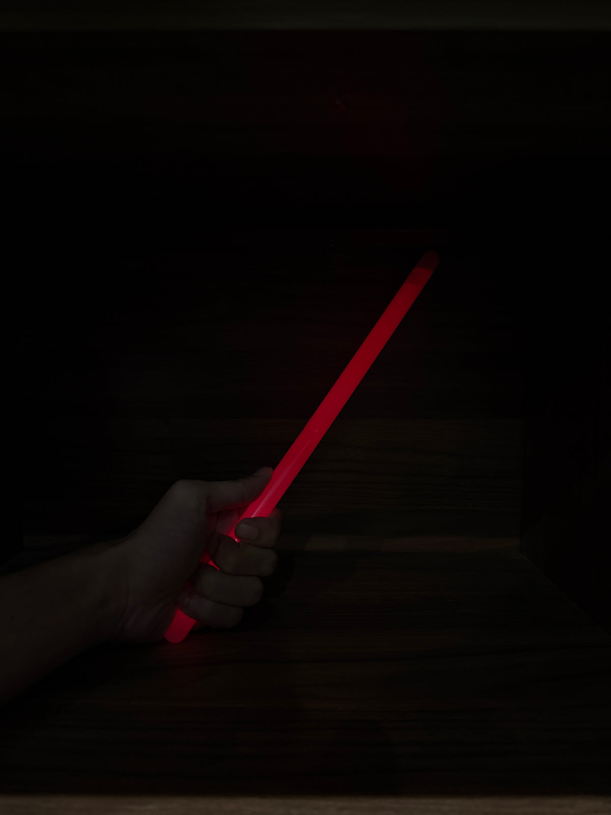 GLOWING STICK (S)