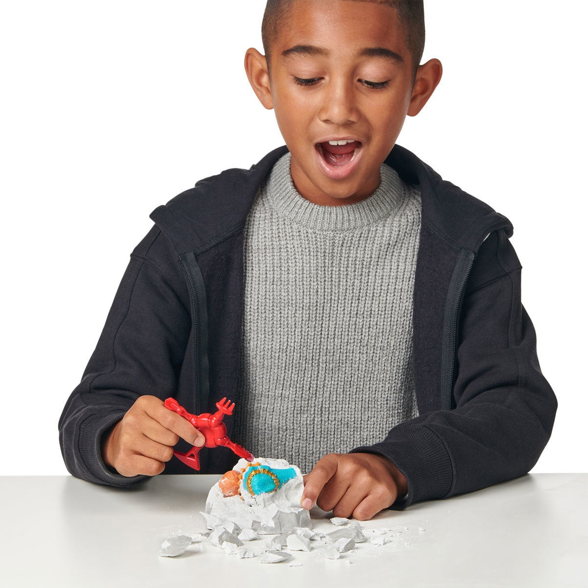 Treasure X Dino Hunter Mystery Egg (Styles Vary)