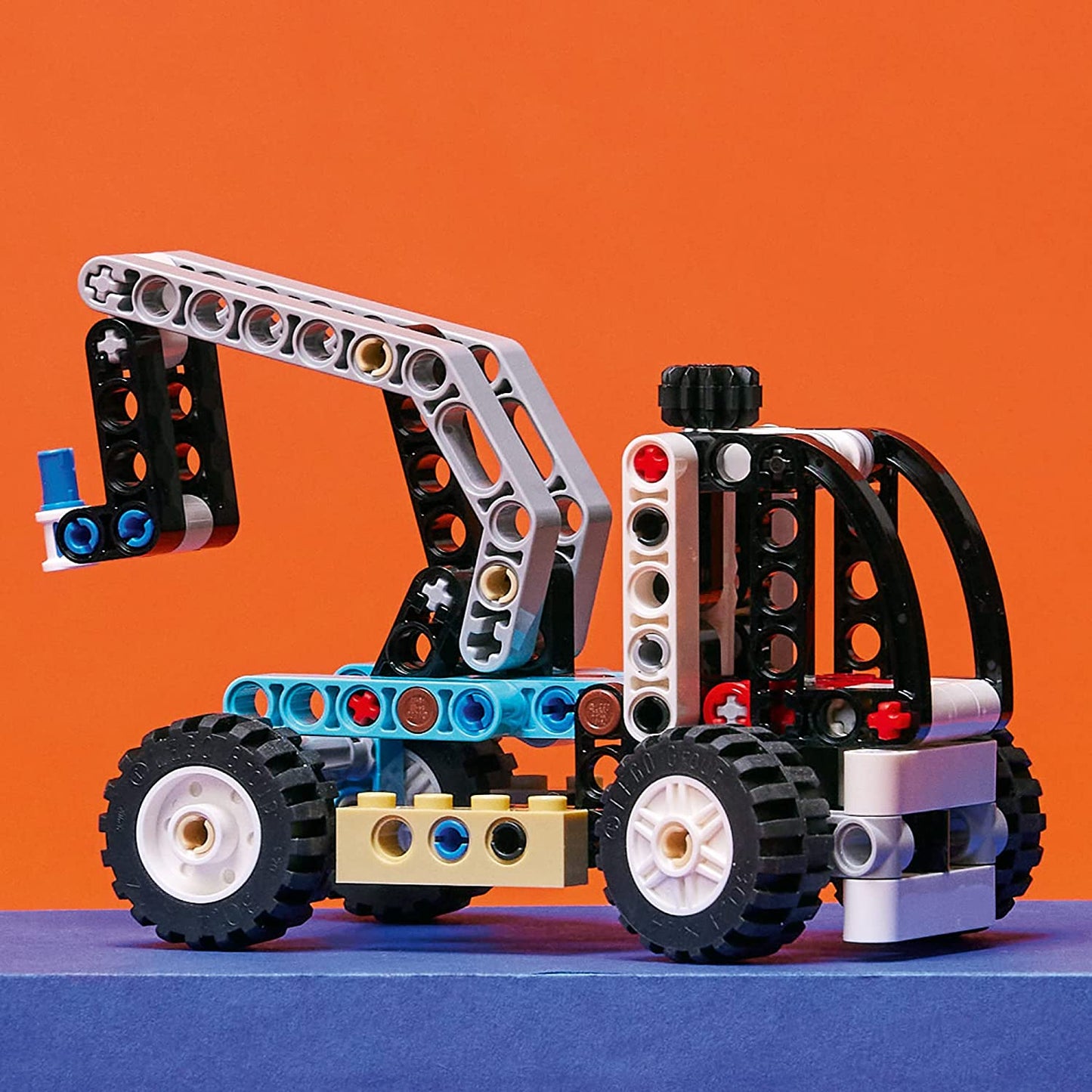LEGO Technic - Telehandler 42133